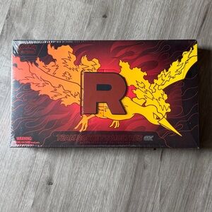 New! Pokémon TCG Team Rocket’s Moltres ex Ultra-Premium Collection